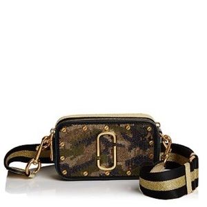 Marc Jacobs crossbody snapshot bag in camo.